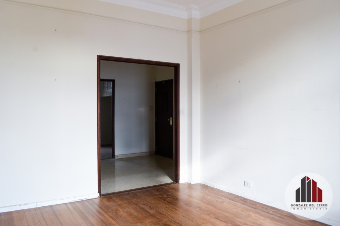 Departamento antiguo remodelado 3 dormitorios | Urquiza 1721