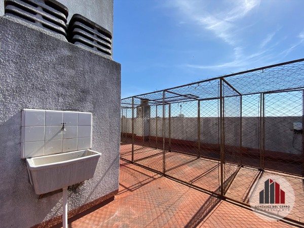 Departamento 2 dormitorios y cochera en alquiler | 9 de Julio 1051