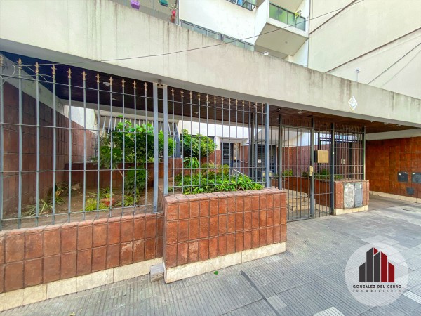 Departamento 2 dormitorios y cochera en alquiler | 9 de Julio 1051