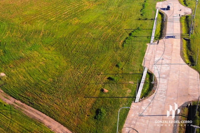 Terreno en ÁREA INDUSTRIAL URIBURU