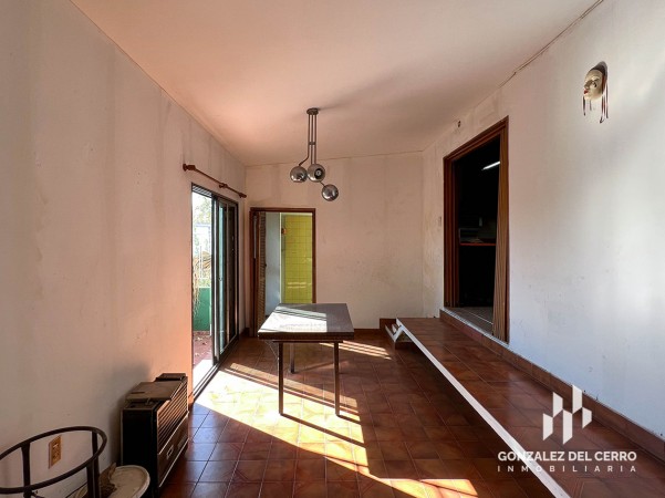Casa 2 dormitorios en Planta Alta | Uruguay y Matienzo