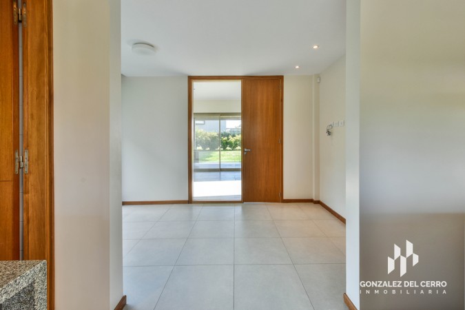 Casa 3 dormitorios en Planta Baja | San Sebastian, Funes