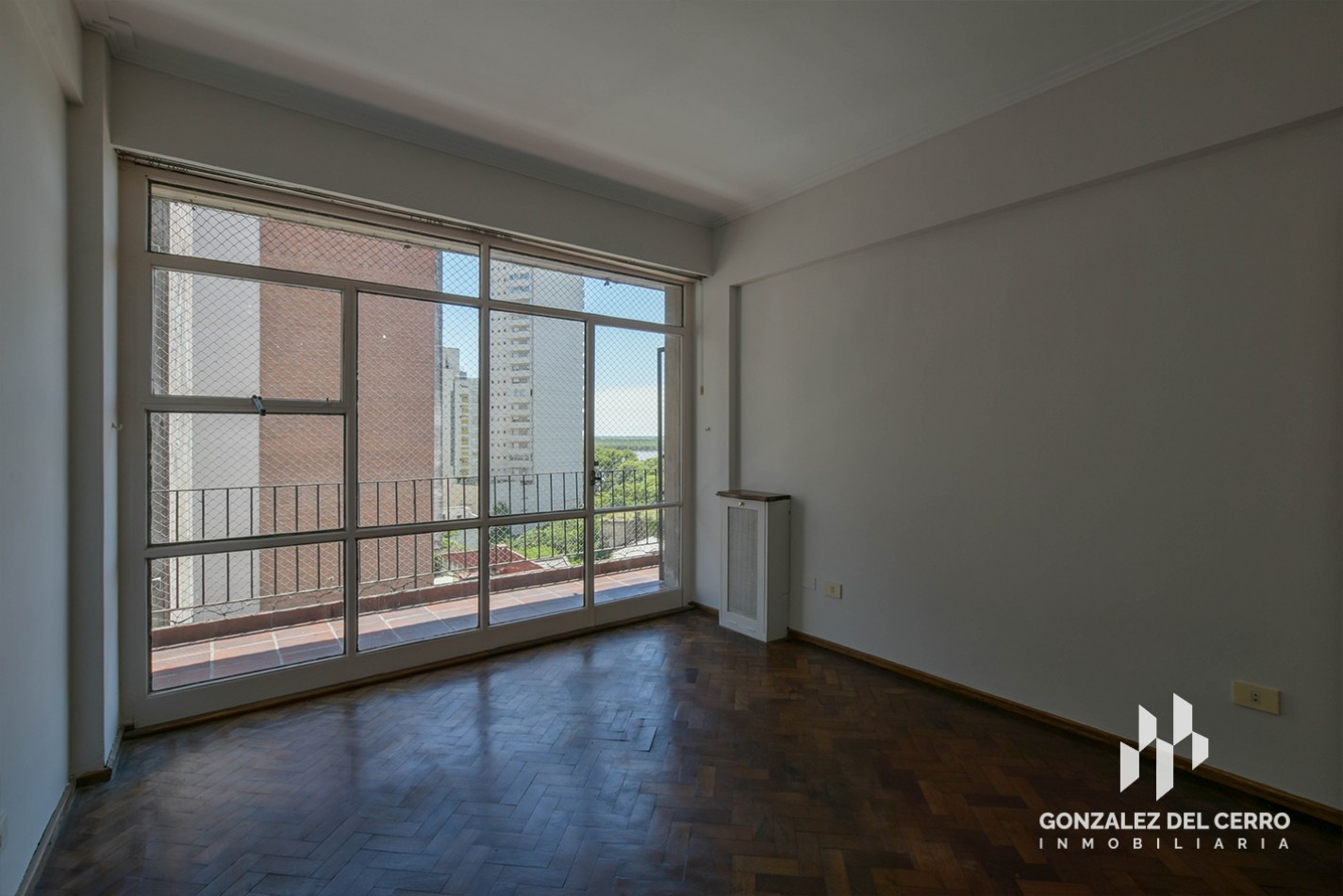 Urquiza y San Martin | Departamento 3 dormitorios | Balcon al Norte