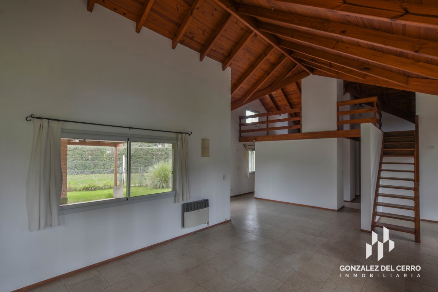 Venta casa en Funes Hills San Marino