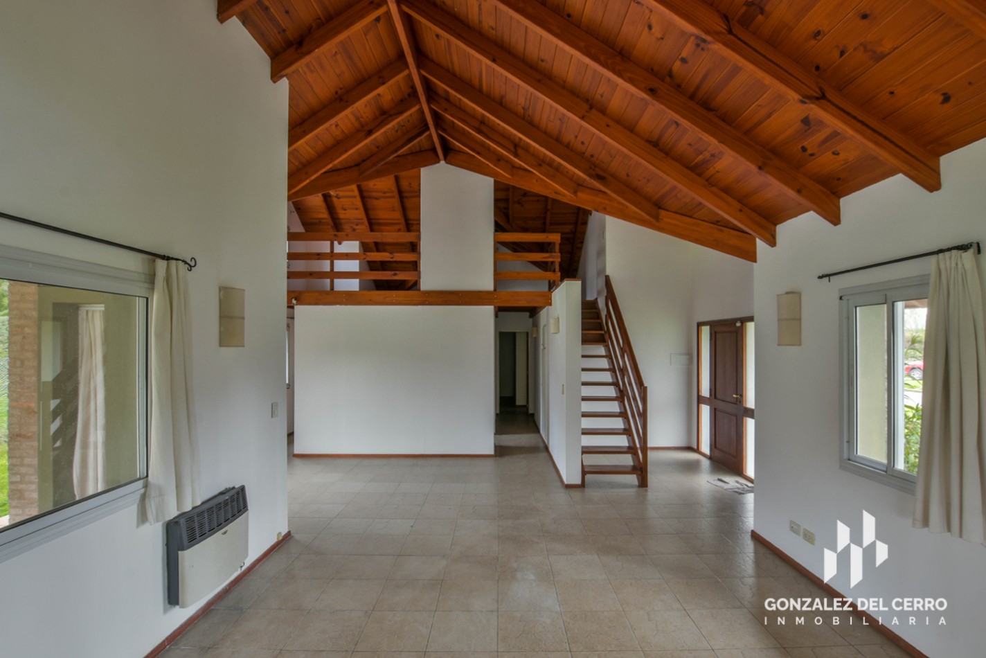 Venta casa en Funes Hills San Marino