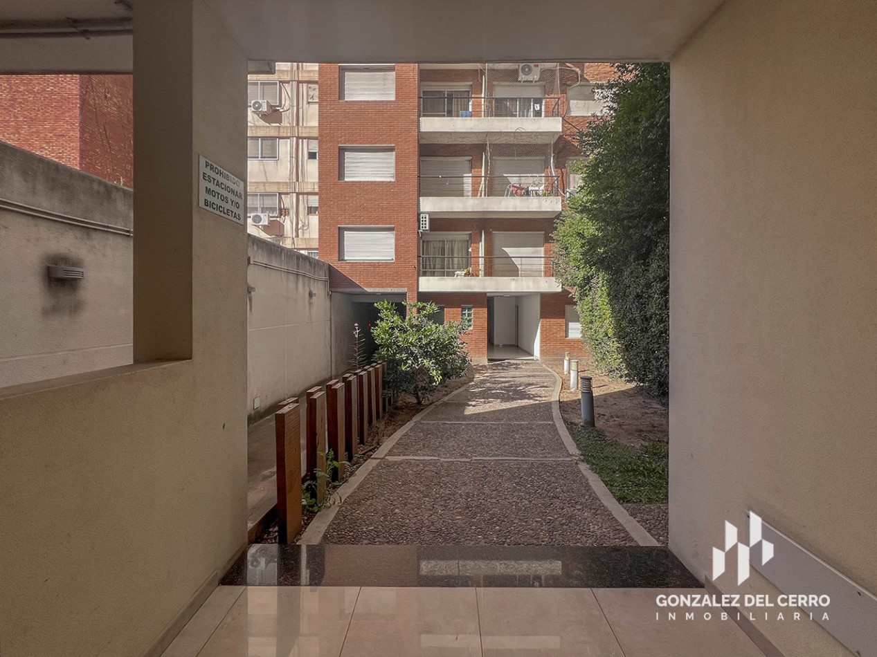 Monoambiente con balcon | Paraguay al 1400