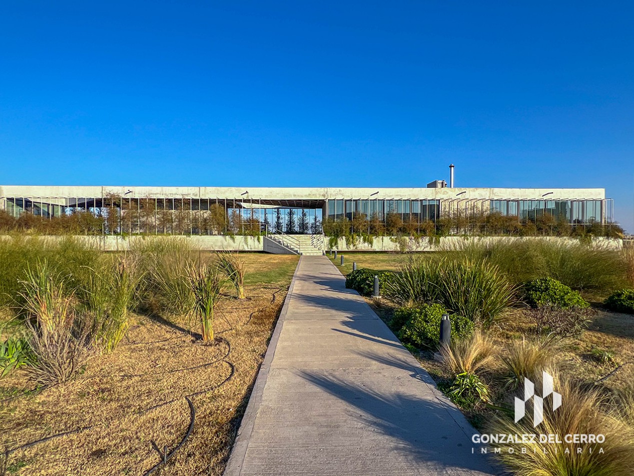 Lote de 920 m2 en Vida Barrio Cerrado