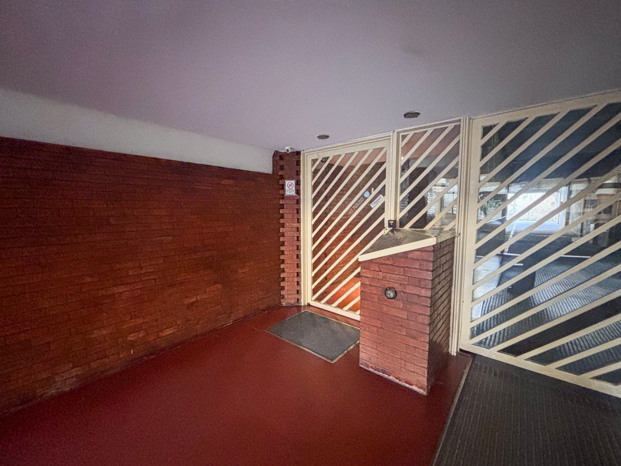 Monoambiente con balcon - 9 de Julio 1275