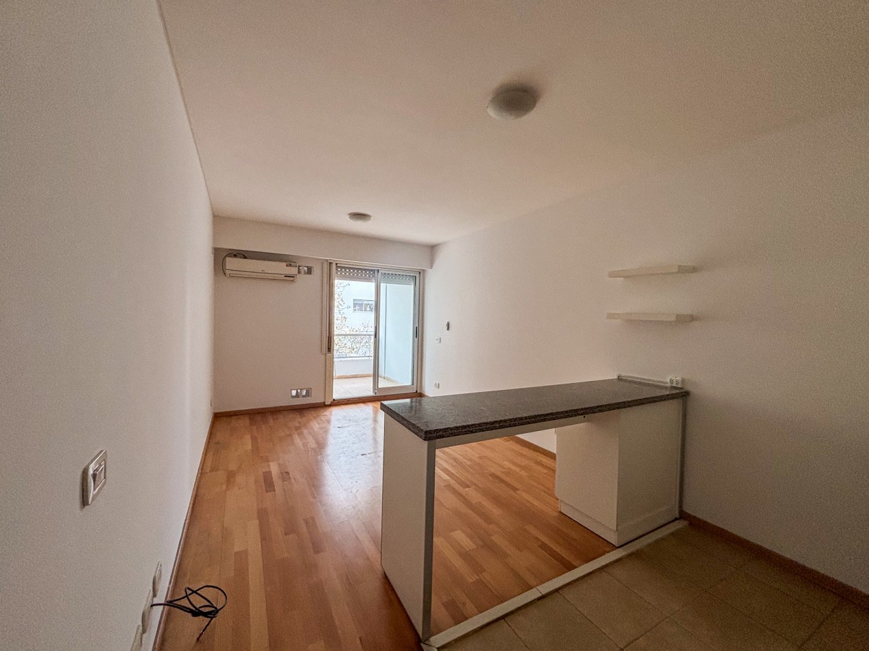 Monoambiente con balcon | Catamarca 1659