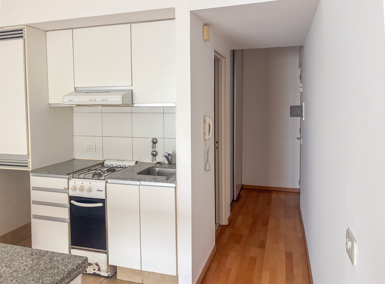 Monoambiente con balcon | Catamarca 1659