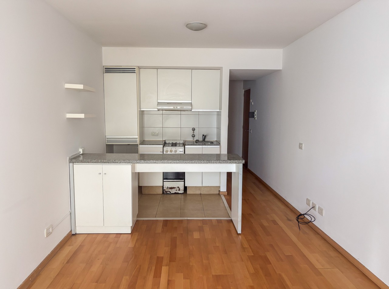 Monoambiente con balcon | Catamarca 1659