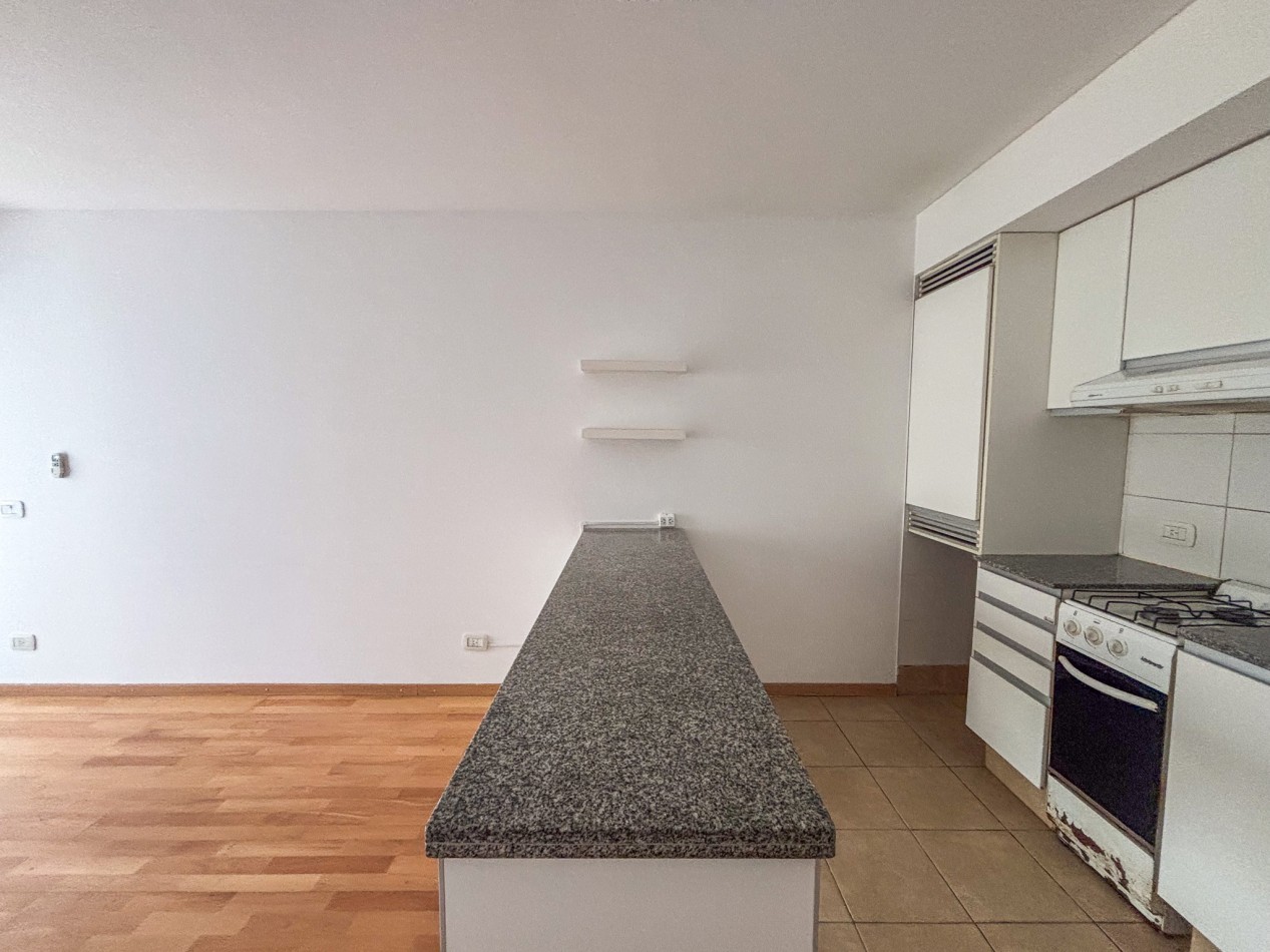 Monoambiente con balcon | Catamarca 1659