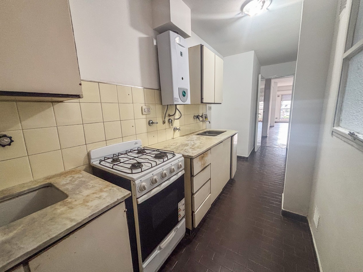 Departamento dos dormitorios y comodin  | San Lorenzo 1049