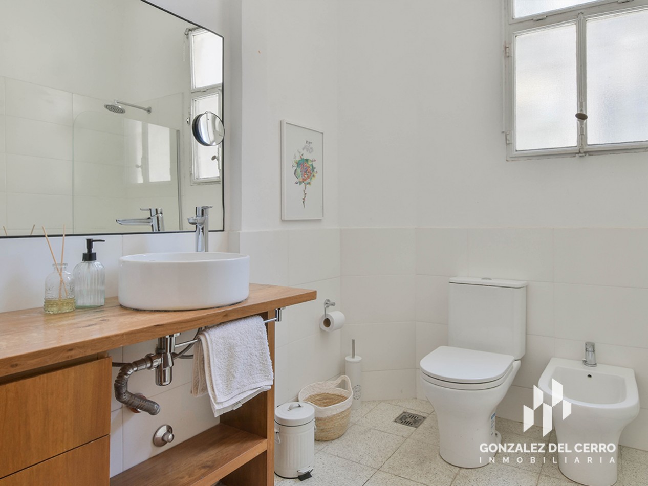 Casa de planta alta | Buenos Aires y Av. Belgrano