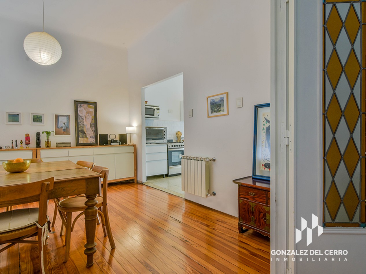 Casa de planta alta | Buenos Aires y Av. Belgrano