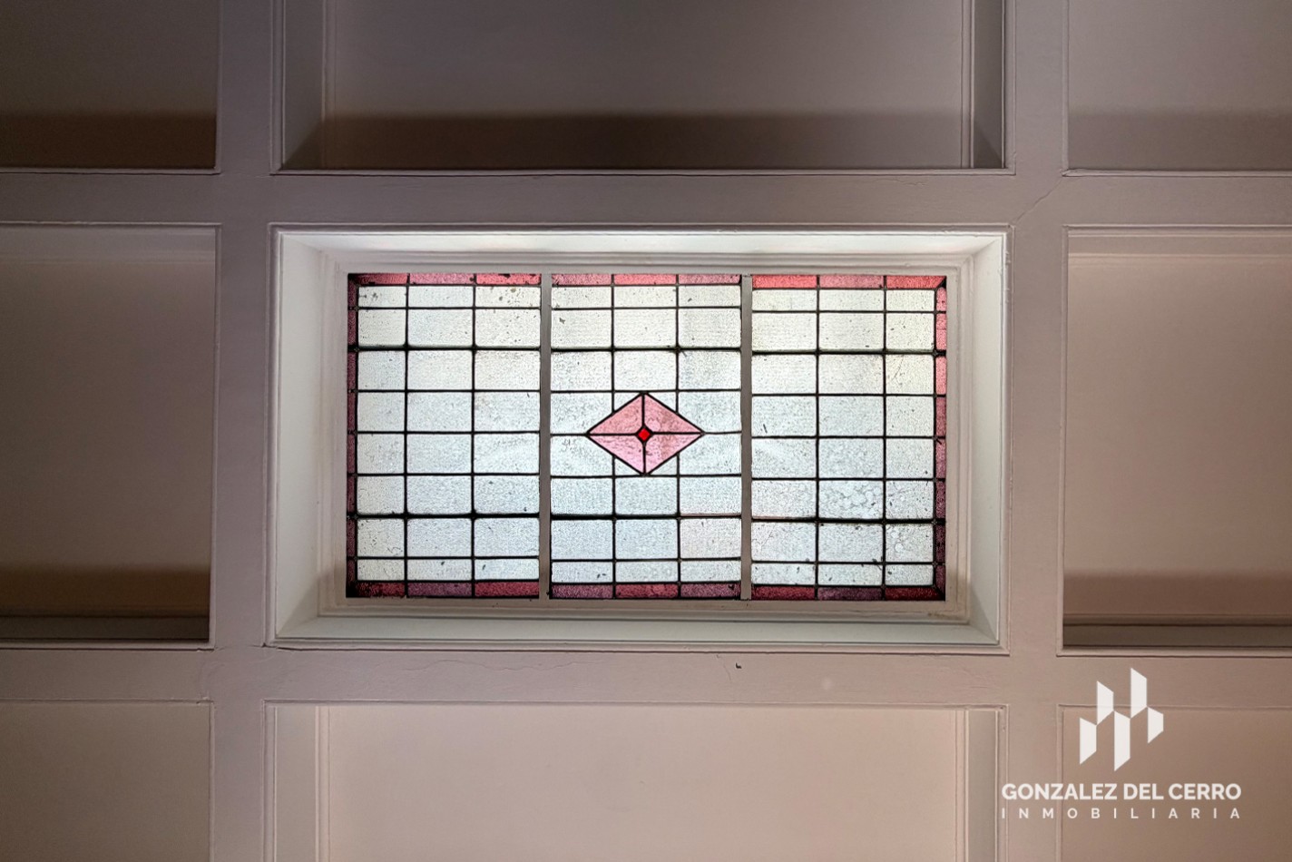 Piso exclusivo en Corrientes y Av. Pellegrini