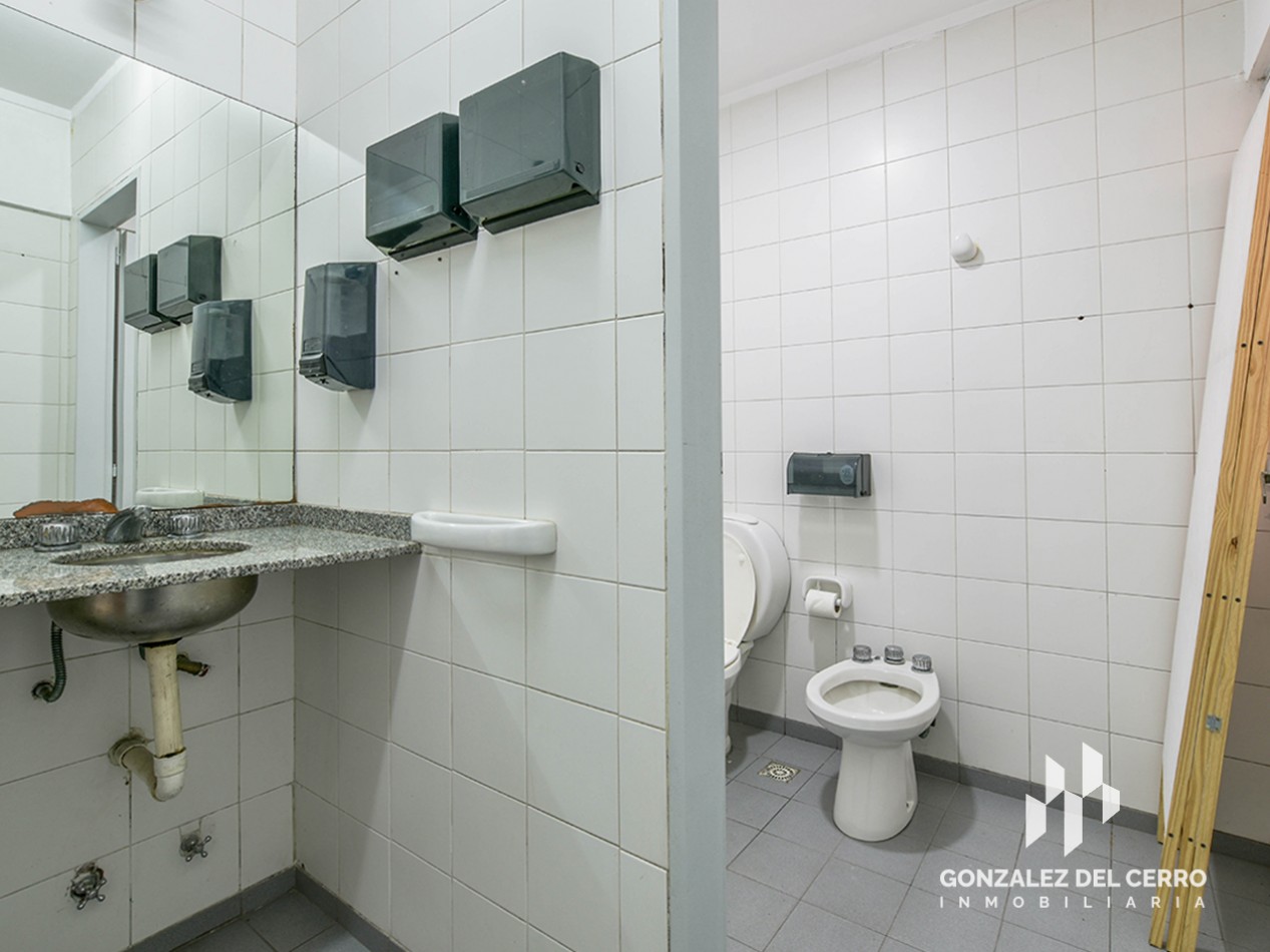 Local comercial de 54 m2 | Italia y 9 de Julio