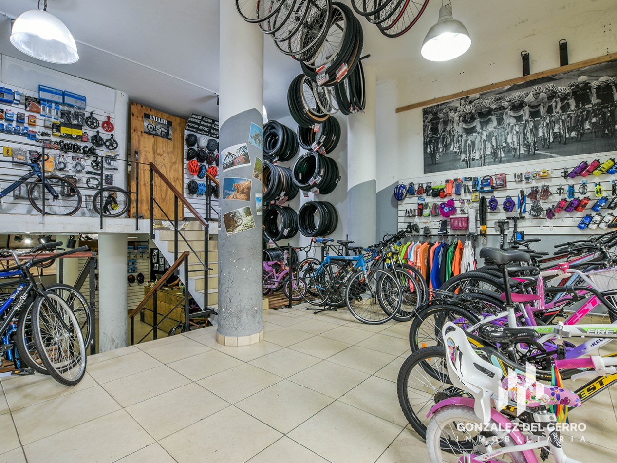 1 de Mayo 1285 | Local comercial 
