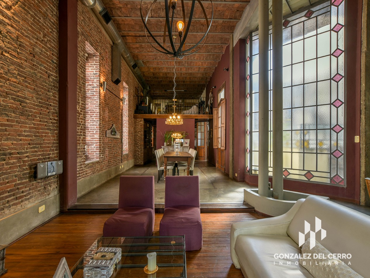 Planta alta en Juan Manuel de Rosas 972