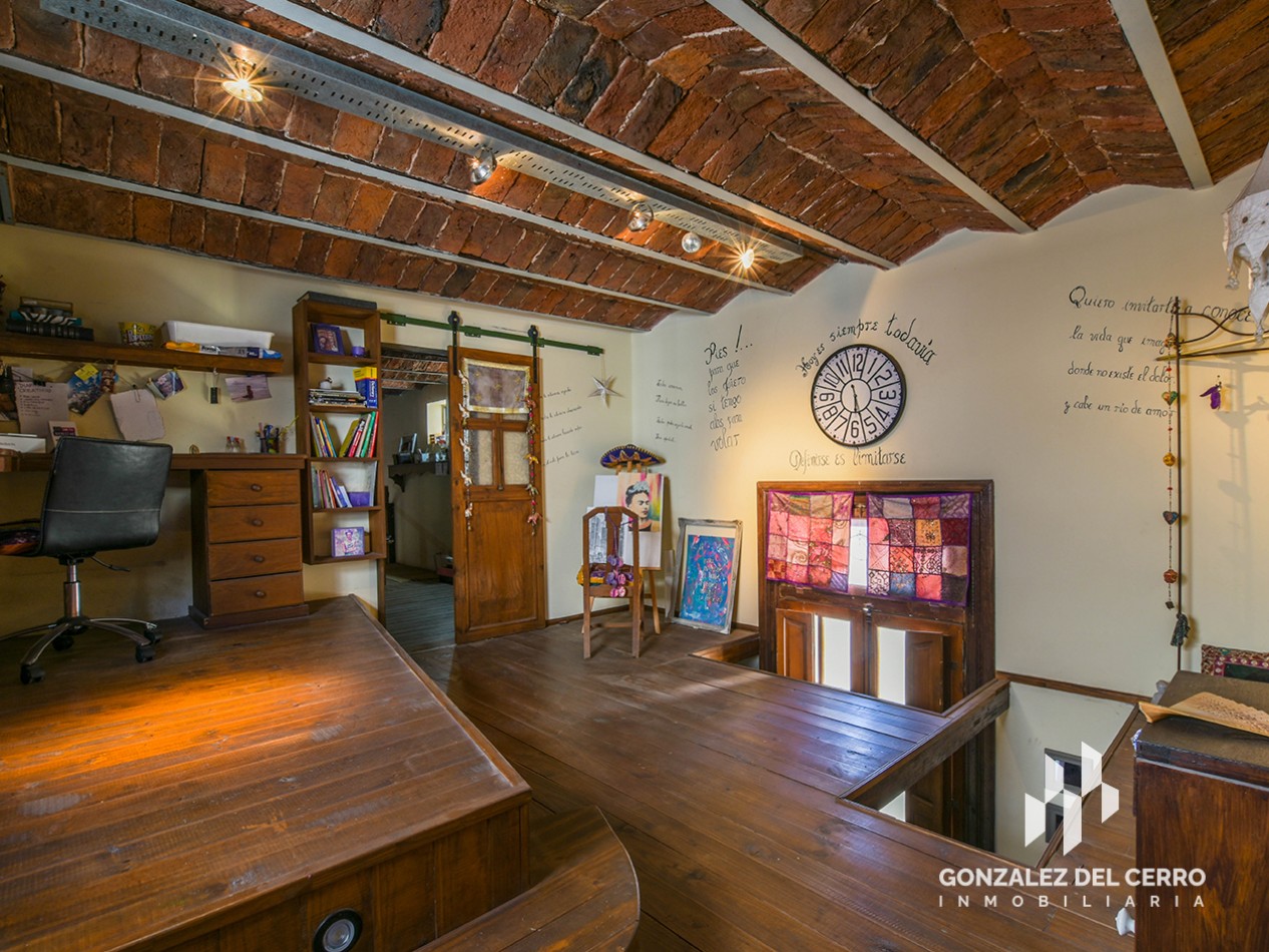 Planta alta en Juan Manuel de Rosas 972