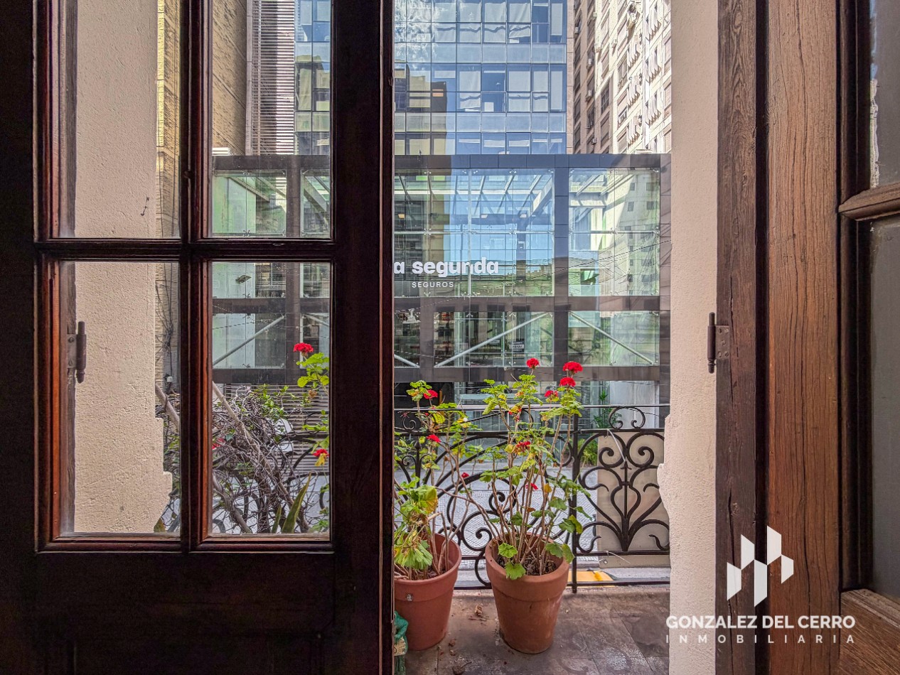 Planta alta en Juan Manuel de Rosas 972