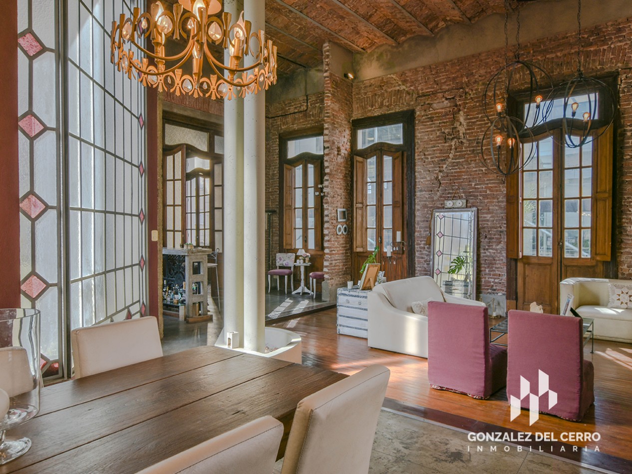 Planta alta en Juan Manuel de Rosas 972