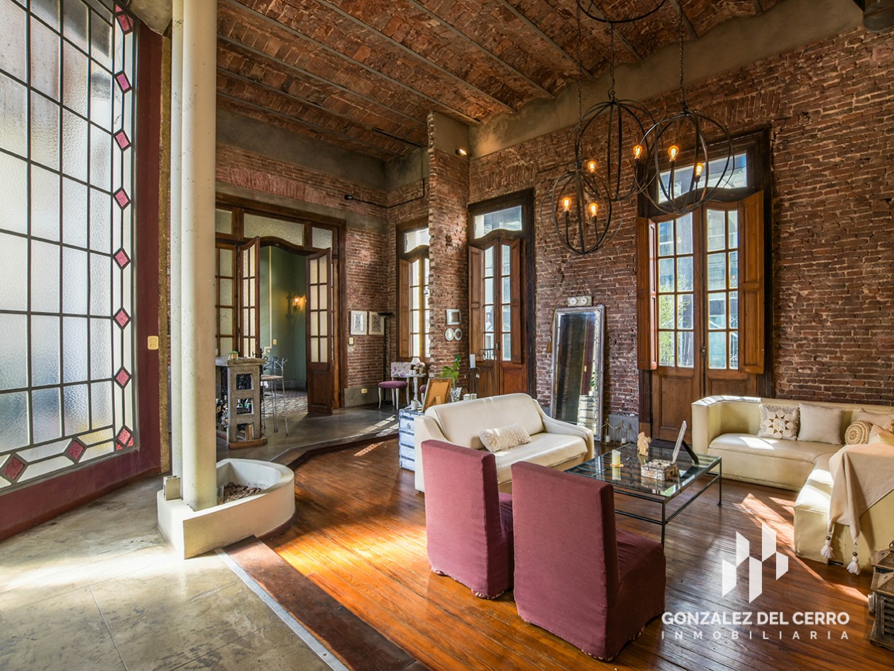 Planta alta en Juan Manuel de Rosas 972