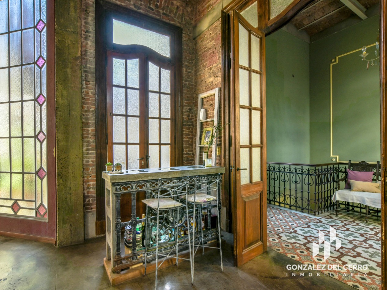 Planta alta en Juan Manuel de Rosas 972