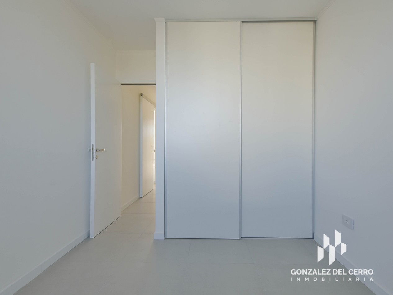 Departamento 2 dormitorios en Santiago y Av. Pellegrini