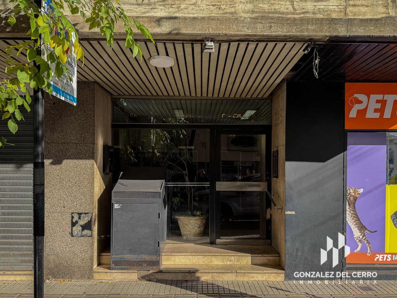 Departamento 2 dormitorios con balcon | España y Santa Fe