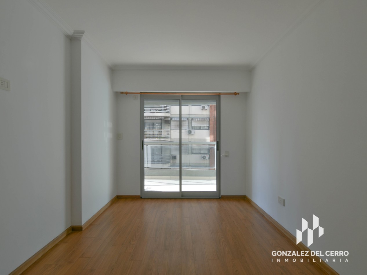 Departamento 1 dormitorio con balcon | Corrientes 1540