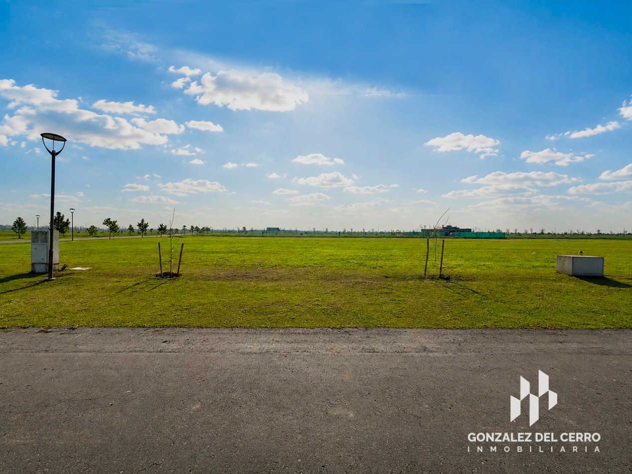 VIDA LAGOON | 800 m² fondo al reservorio