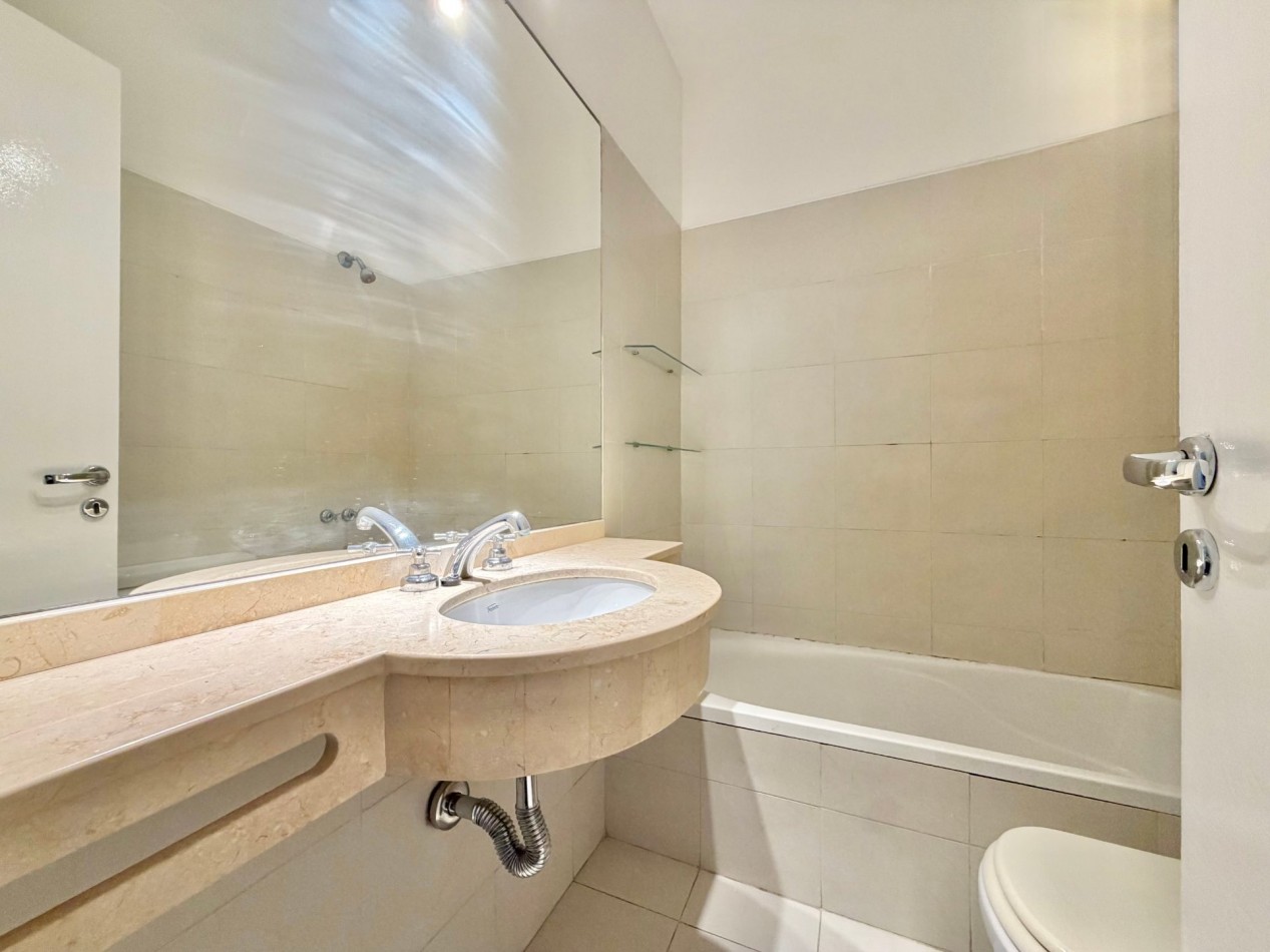 Departamento 2 dormitorios | Italia y Av. Wheelwright