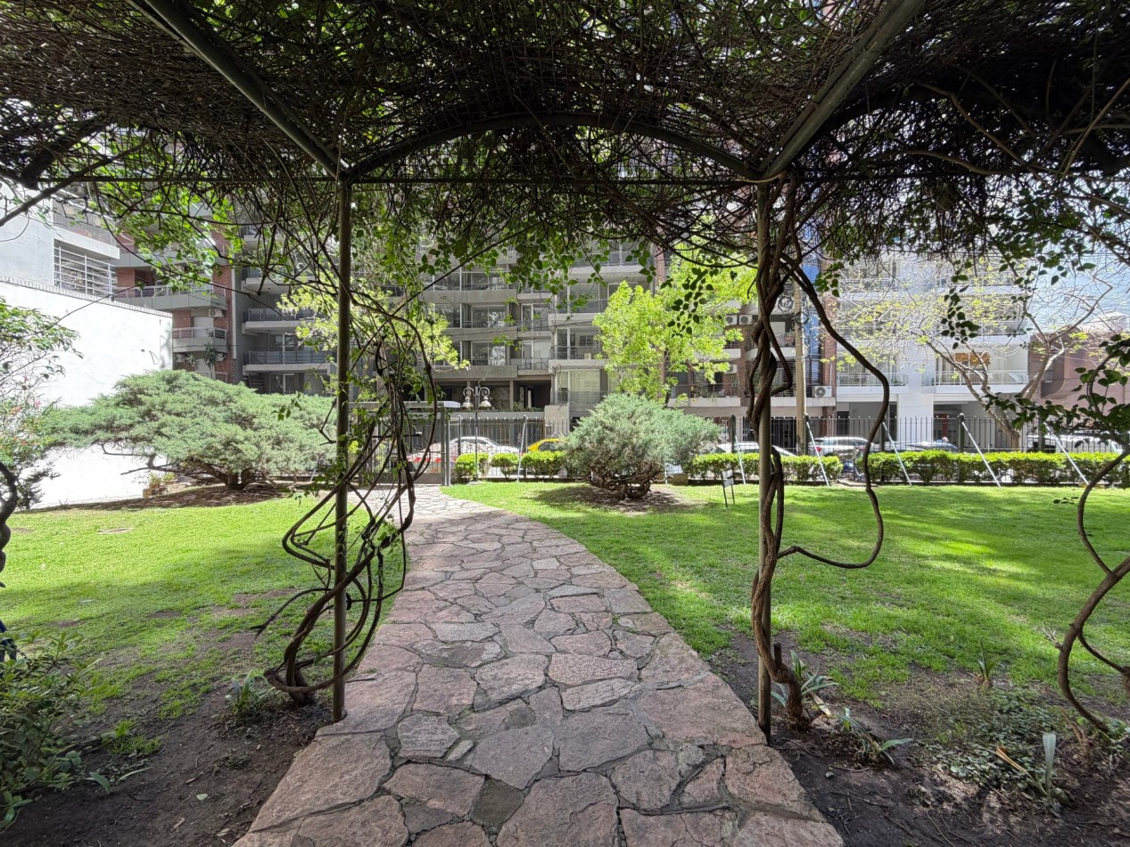 Departamento 2 dormitorios | Italia y Av. Wheelwright