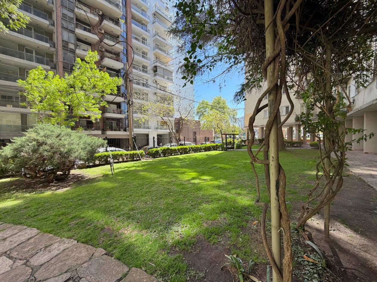 Departamento 2 dormitorios | Italia y Av. Wheelwright
