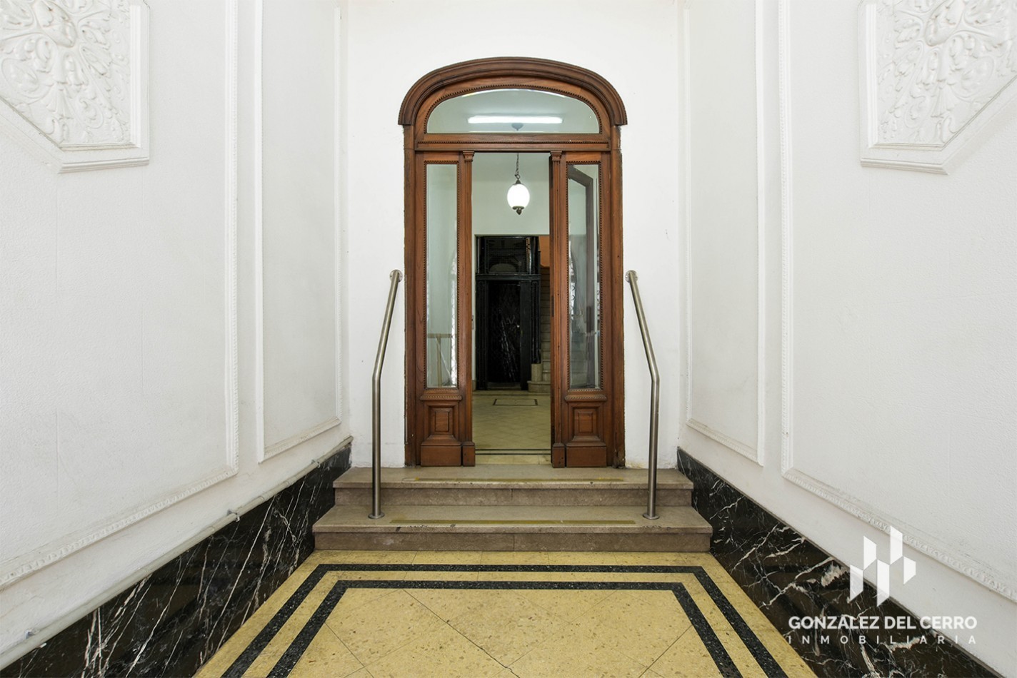 Piso exclusivo en Corrientes y Av. Pellegrini