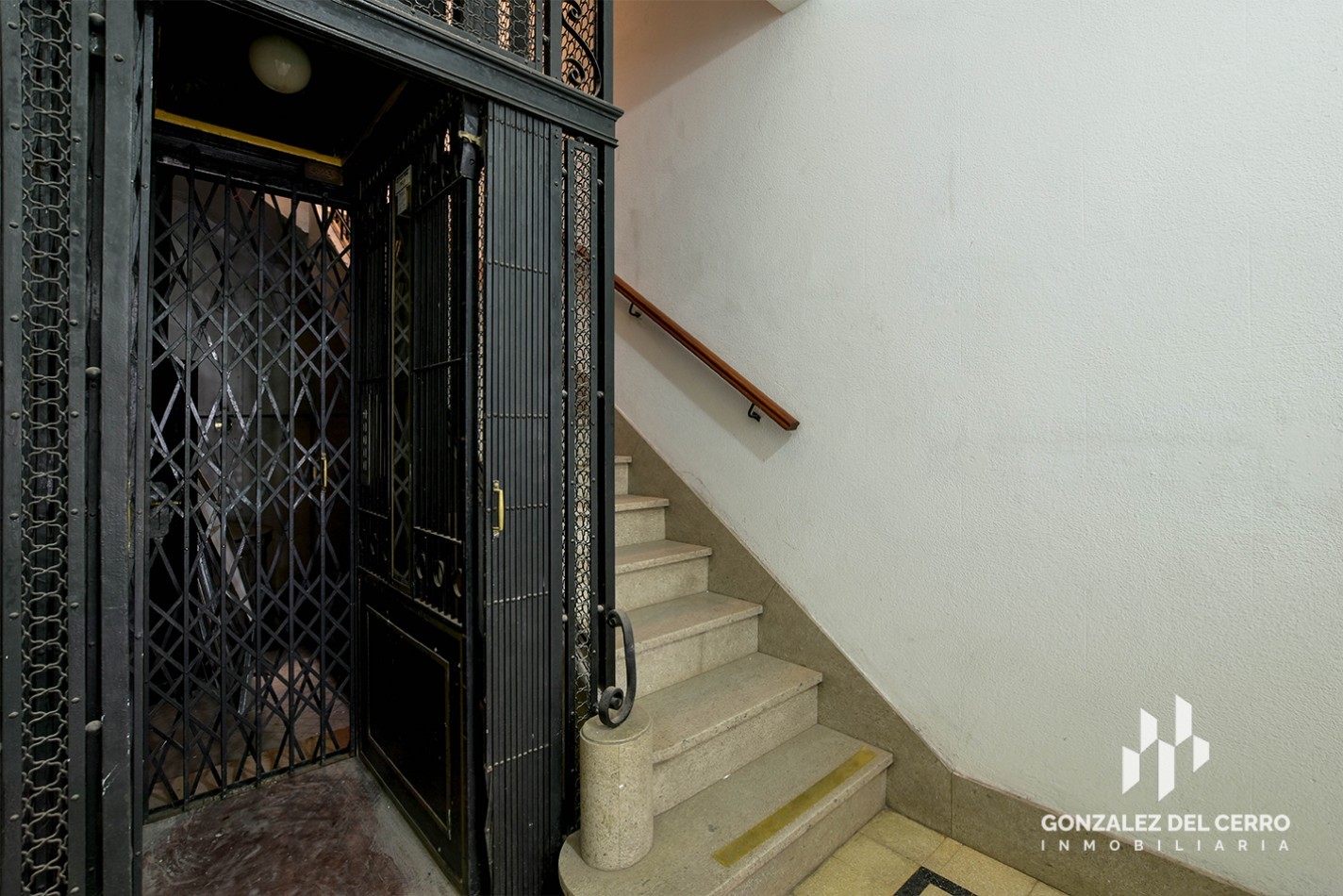 Piso exclusivo en Corrientes y Av. Pellegrini