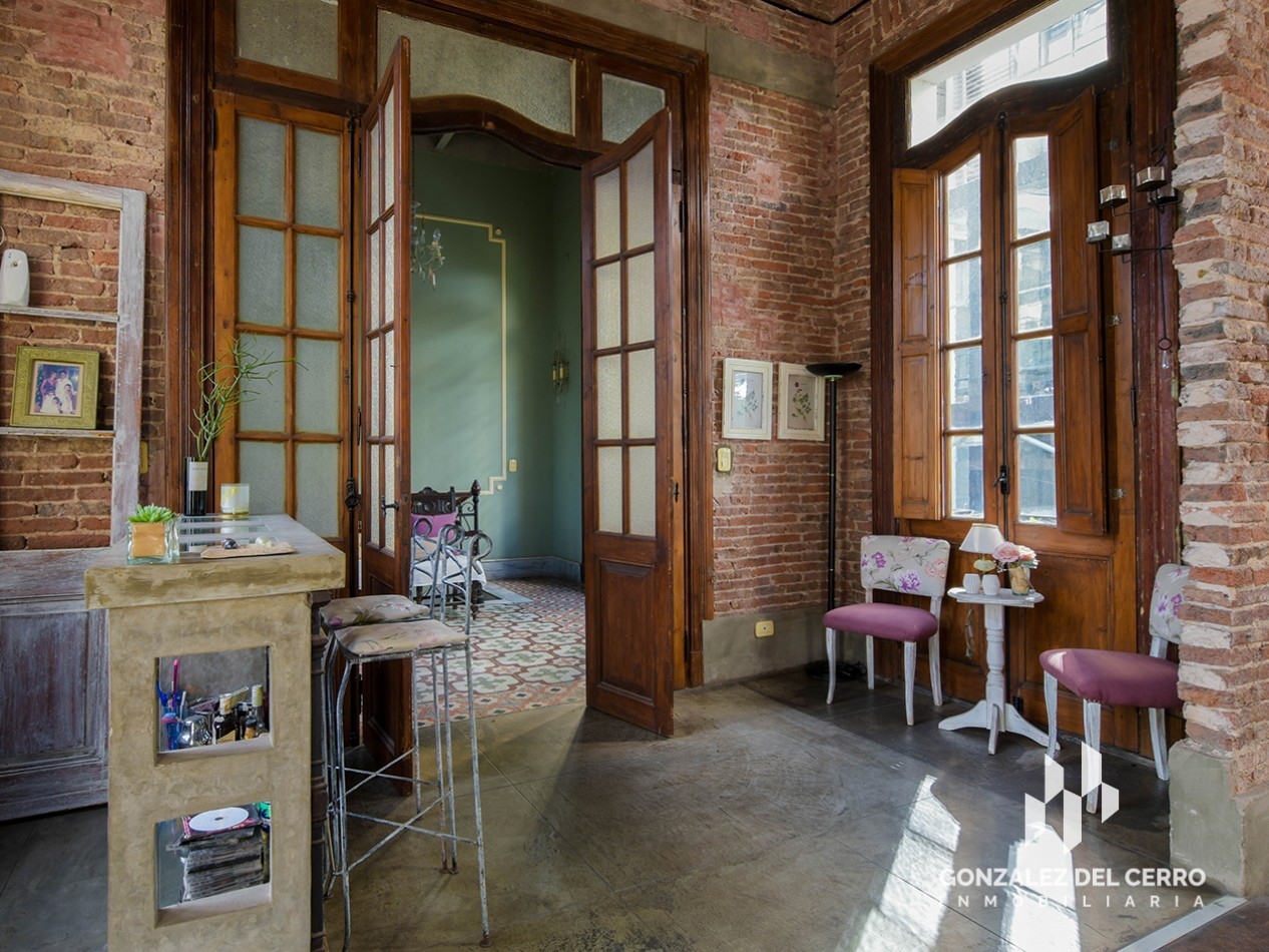 Planta alta en Juan Manuel de Rosas 972