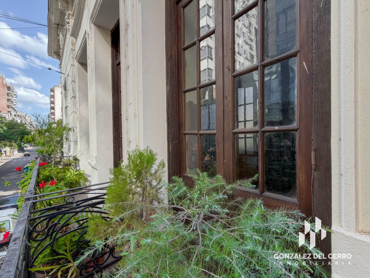 Planta alta en Juan Manuel de Rosas 972