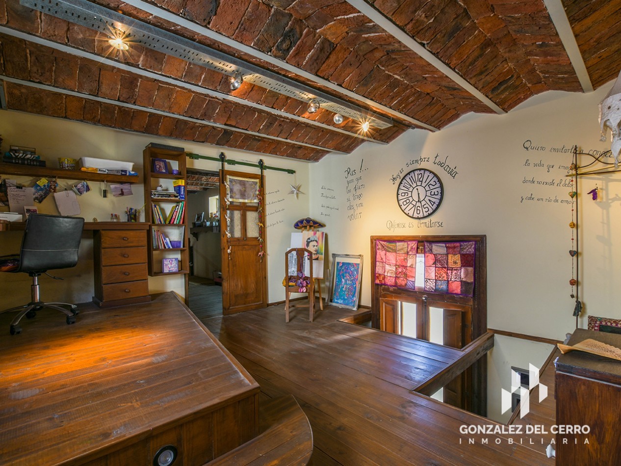 Planta alta en Juan Manuel de Rosas 972