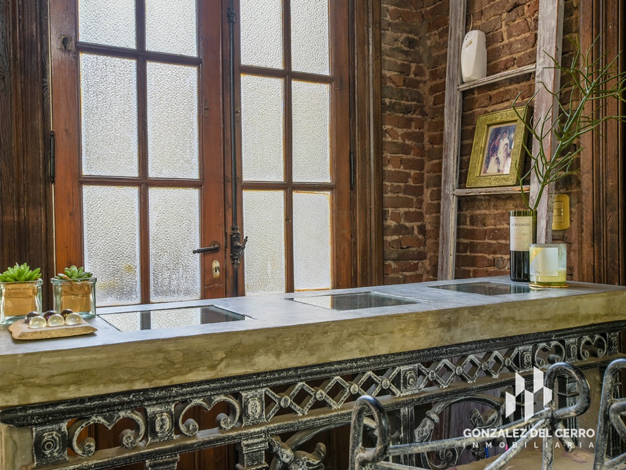 Planta alta en Juan Manuel de Rosas 972