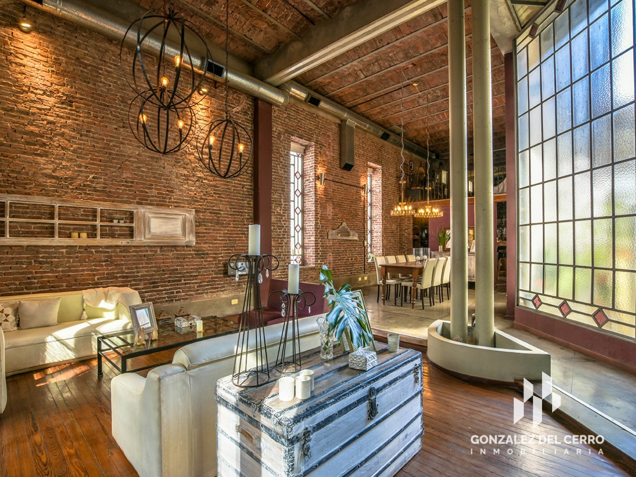 Planta alta en Juan Manuel de Rosas 972