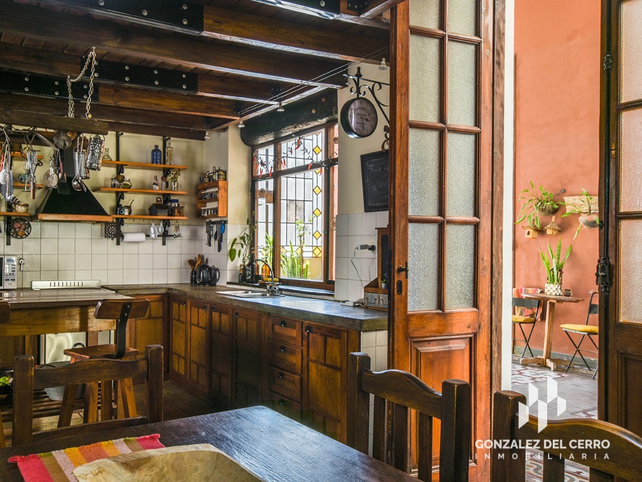 Planta alta en Juan Manuel de Rosas 972