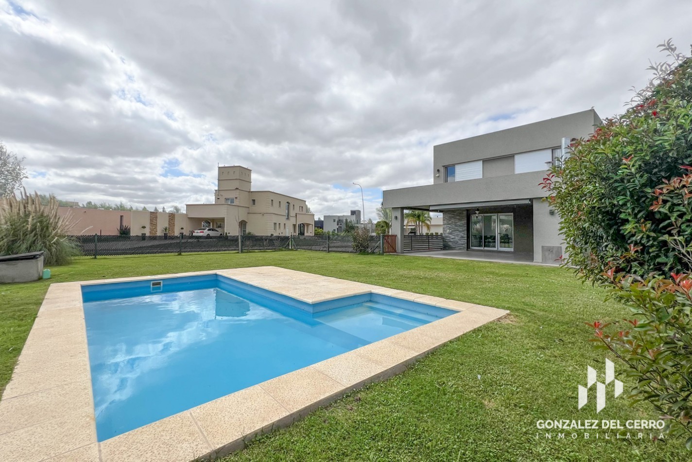 CASA 3 DORMITORIOS + PILETA | SAN SEBASTIAN