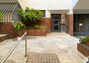 Departamento 2 dormitorios y cochera en alquiler | 9 de Julio 1051