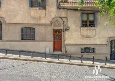 Casa de planta alta | Buenos Aires y Av. Belgrano