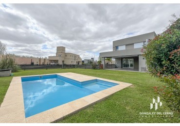 CASA 3 DORMITORIOS + PILETA | SAN SEBASTIAN